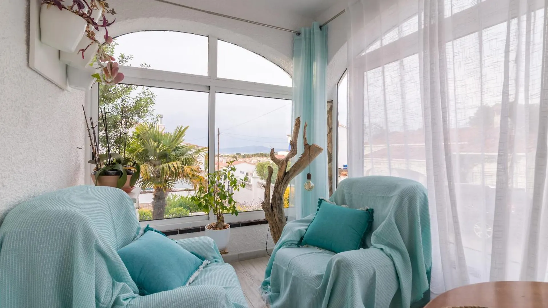 Villa Valerie Bio & Zen L' Escala 게스트하우스