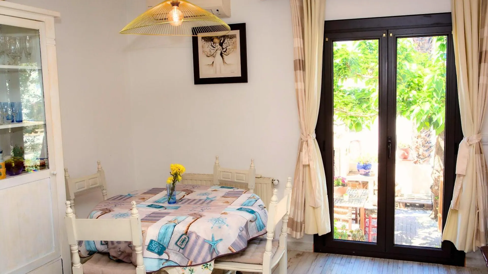 Guest house Villa Valerie Bio & Zen L'Escala