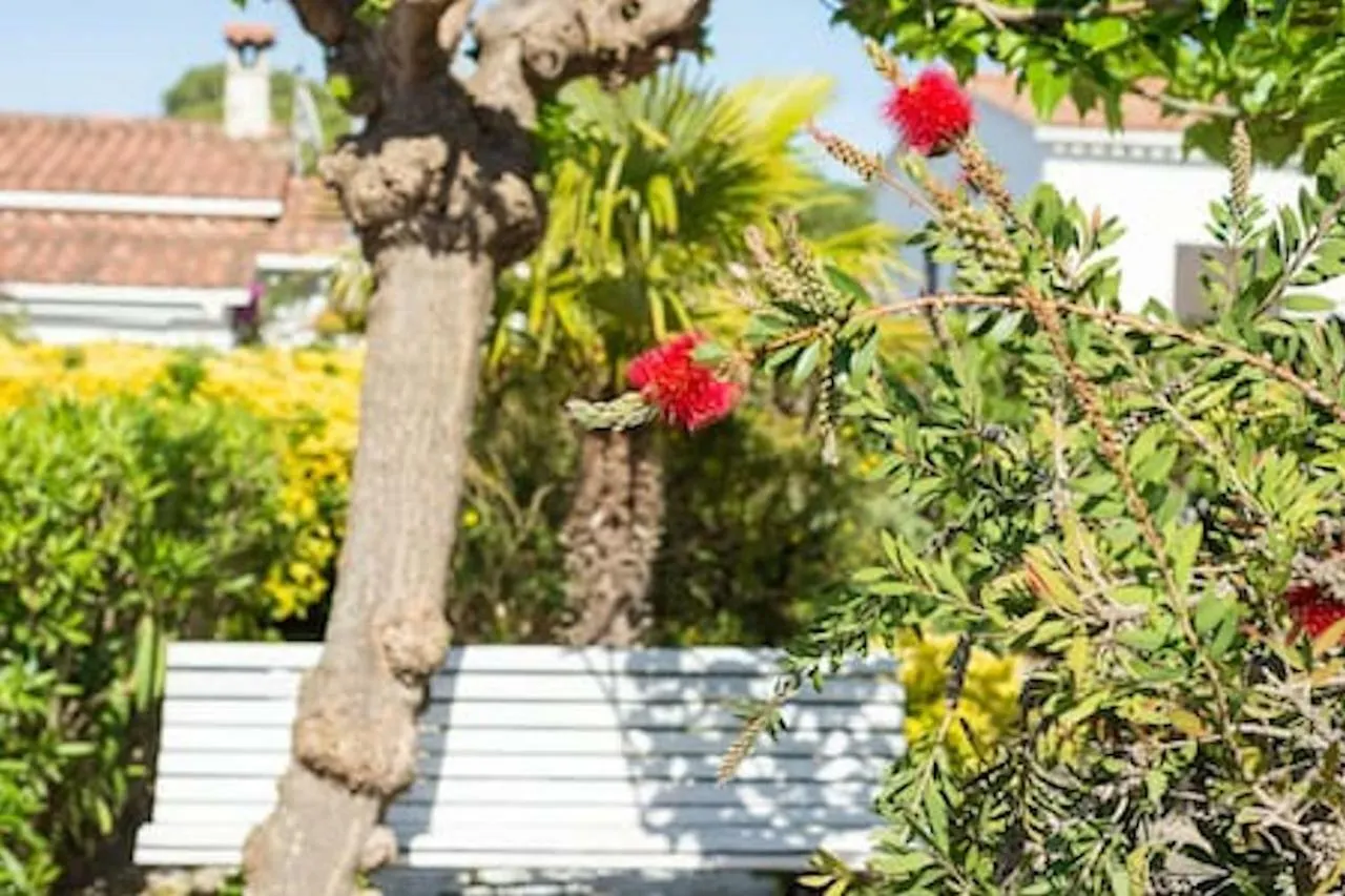 Villa Valerie Bio & Zen L'Escala Guest house